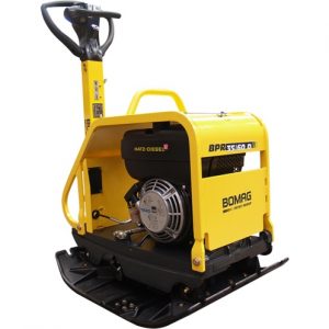 PLACA COMPACTADORA REVERSIBLE  BENCINERA 3.100 KGS.